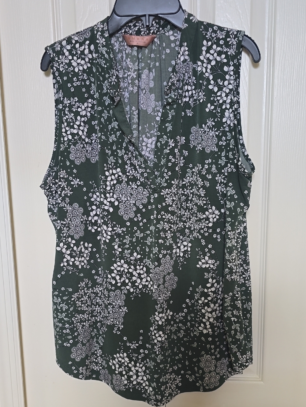 Amiana Dark Green and White Floral V-Neck Sleeveless Camisole